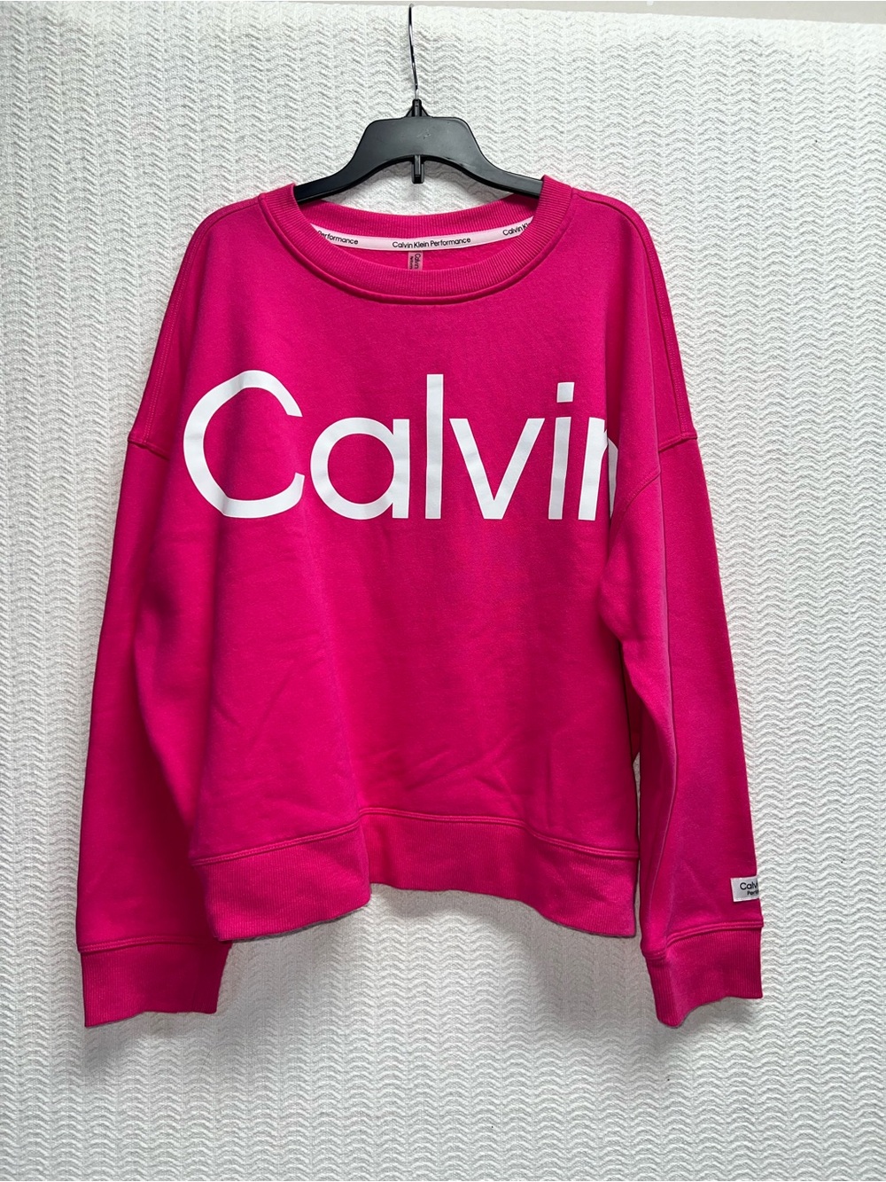 calvin klein performance / hot pink sweatshirt size large